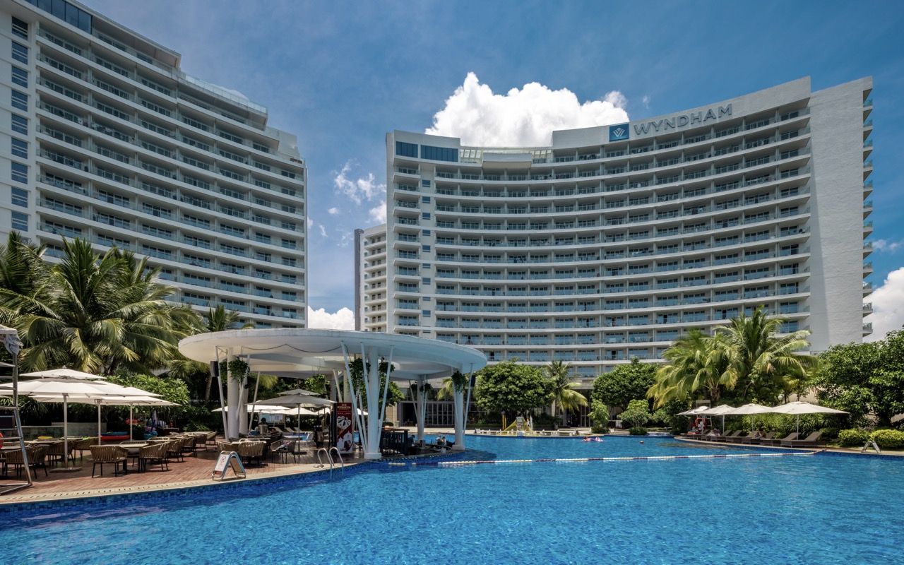 Ramada Plaza Sanya Bay