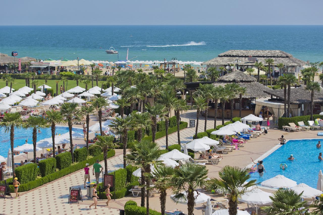 Dit Majestic Beach Resort